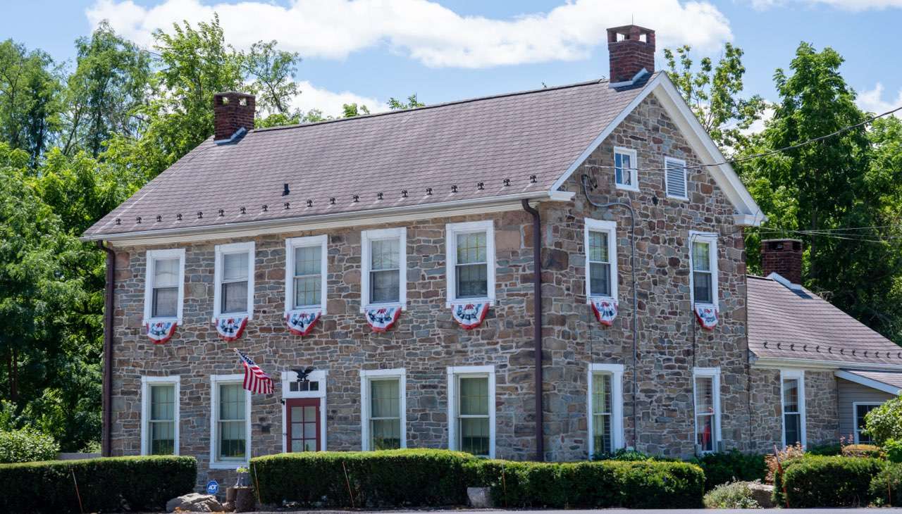 The Stafford Inn-Larimer’s Tavern